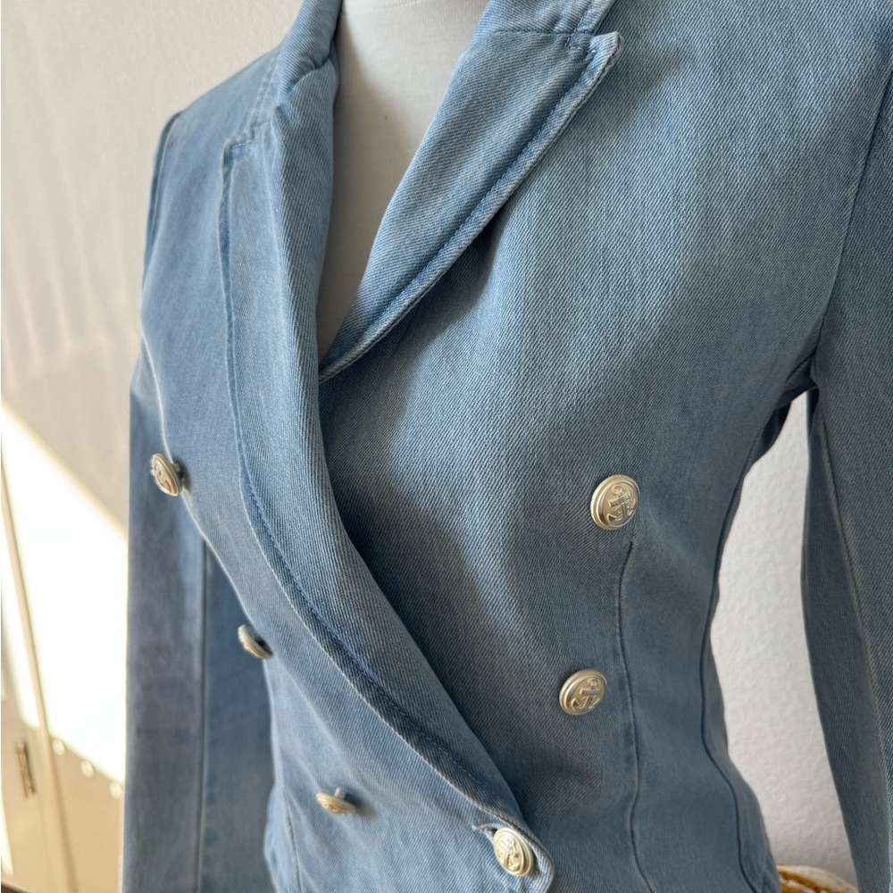 L'AGENCE Light Blue Double-Breasted Denim Jacket - Picture 3 of 7